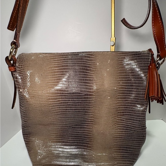 Dooney & Bourke snake skin bag with natural leather trim - Picture 3 of 13